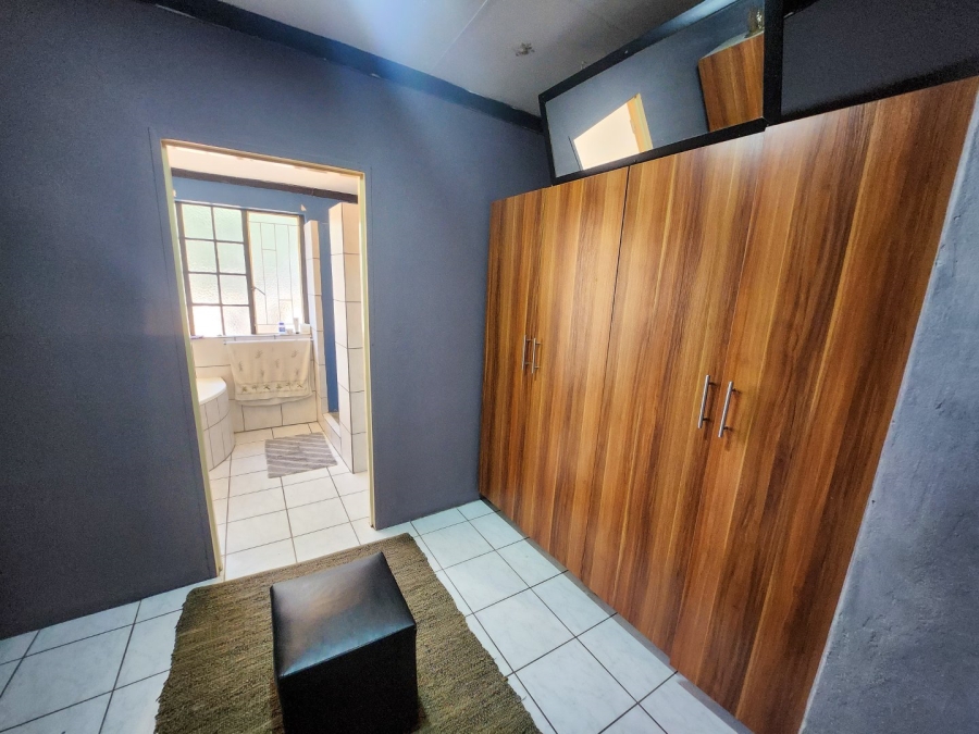 3 Bedroom Property for Sale in Stilfontein North West